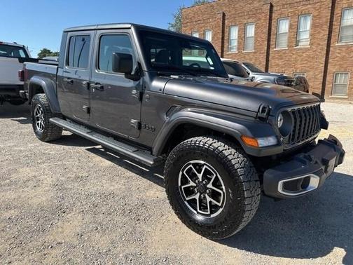 2024 Jeep Gladiator Sport