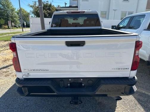 2024 Chevrolet Silverado 2500 Custom