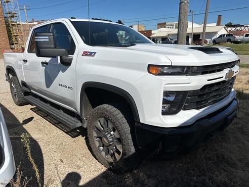2024 Chevrolet Silverado 2500 Custom