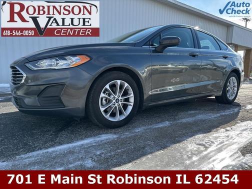 2020 Ford Fusion SE