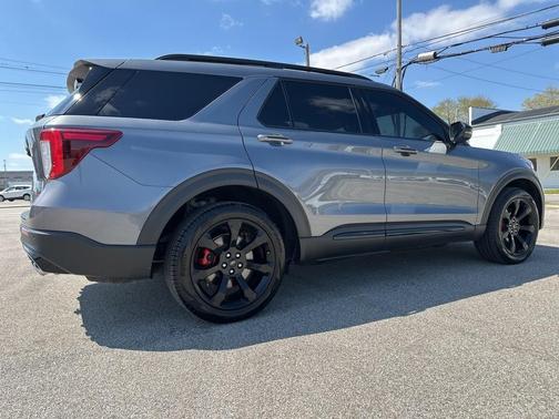 2024 Ford Explorer ST