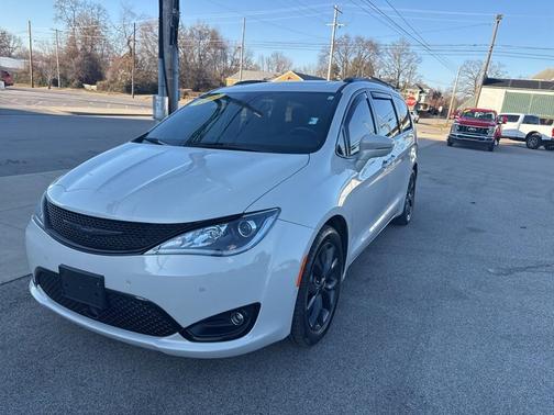 2020 Chrysler Pacifica Limited