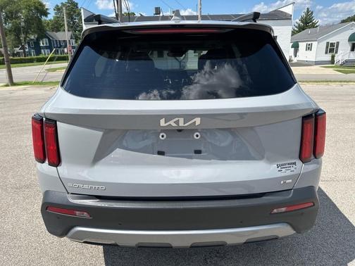2023 Kia Sorento X-Line SX Prestige