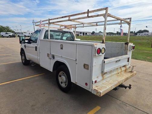 Oxford White Clearcoat 2009 Ford F-250 XL