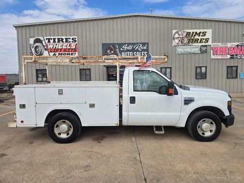 Oxford White Clearcoat 2009 Ford F-250 XL
