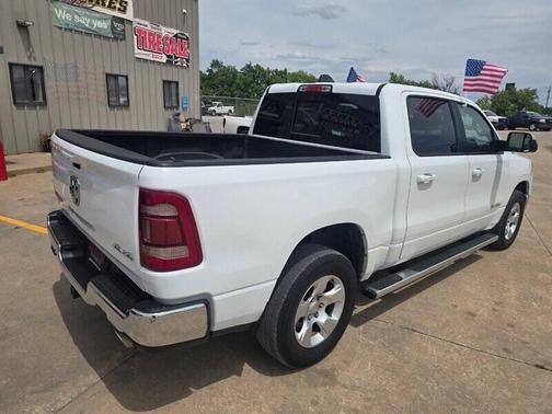 Bright White Clearcoat 2021 RAM 1500 Big Horn/Lone Star