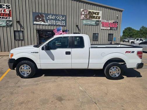 Tuxedo Black Metallic 2013 Ford F-150 XL