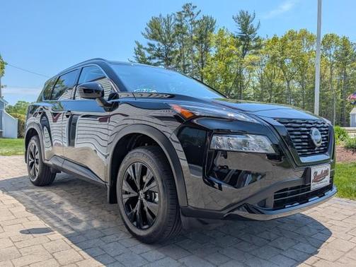 Black 2023 Nissan Rogue SV