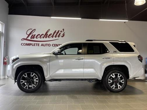 Wind Chill Pearl 2025 Toyota 4Runner TRD Sport