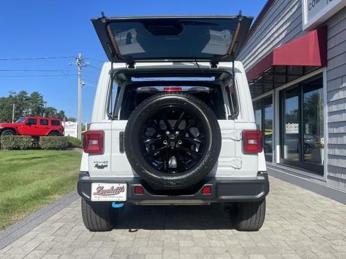 2022 Jeep Wrangler Unlimited 4xe Sahara