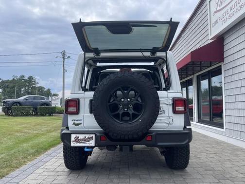 2024 Jeep Wrangler 4xe Willys