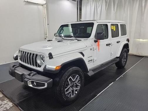 Bright White Clearcoat 2024 Jeep Wrangler Sahara