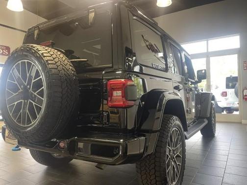 2024 Jeep Wrangler 4xe High Altitude