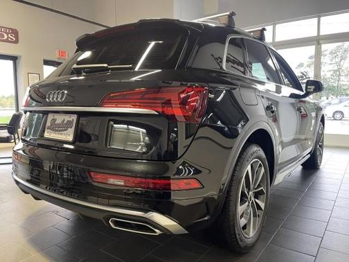 2023 Audi Q5 45 S line Prestige