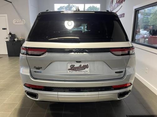 2023 Jeep Grand Cherokee 4xe Summit