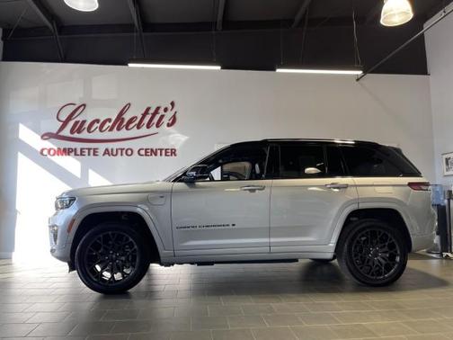 2023 Jeep Grand Cherokee 4xe Summit