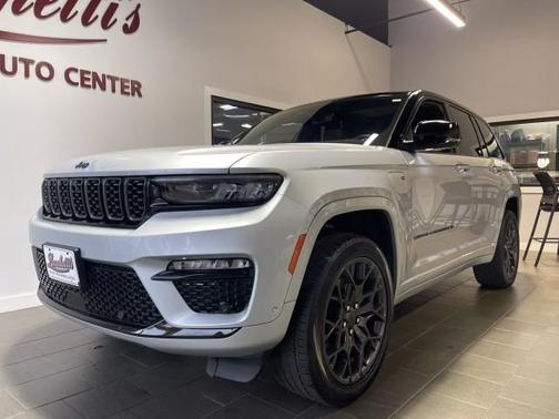 2023 Jeep Grand Cherokee 4xe Summit