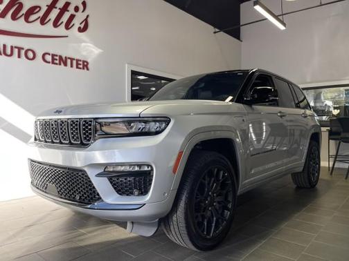 2023 Jeep Grand Cherokee 4xe Summit