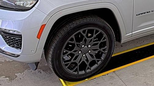 2023 Jeep Grand Cherokee 4xe Summit
