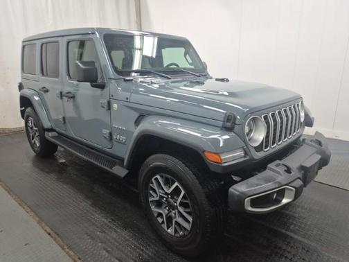 Earl Clearcoat 2024 Jeep Wrangler Sahara