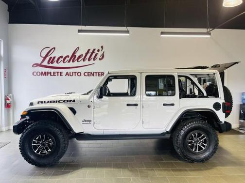 Bright White Clearcoat 2024 Jeep Wrangler Rubicon