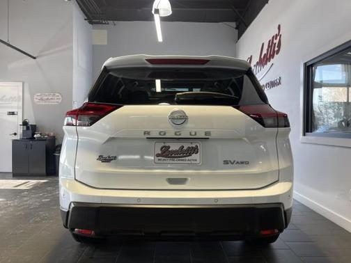 2024 Nissan Rogue SV