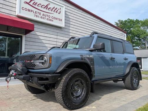 Azure Gray Metallic 2023 Ford Bronco Everglades