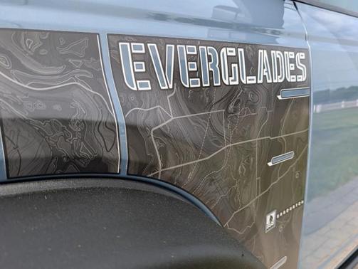 Azure Gray Metallic 2023 Ford Bronco Everglades