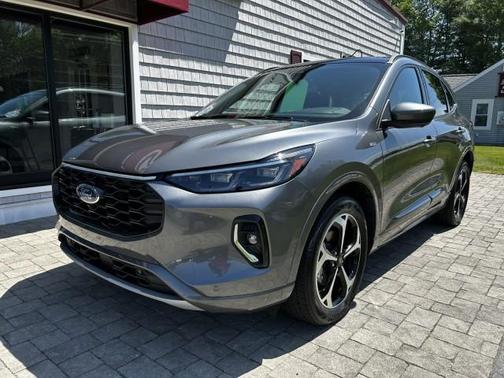 2023 Ford Escape ST-Line Elite