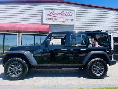 Black Clearcoat 2026 Jeep Wrangler Sport