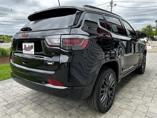 2023 Jeep Compass (RED) Edition