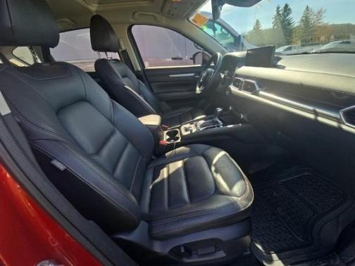 2022 Mazda CX-5 2.5 S Preferred Package