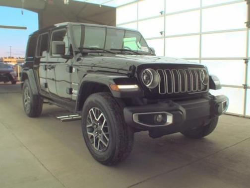 Black Clearcoat 2024 Jeep Wrangler Sahara