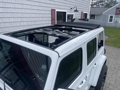 2022 Jeep Wrangler Unlimited 4xe Sahara