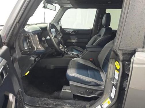 Carbonized Gray Metallic 2023 Ford Bronco Outer Banks