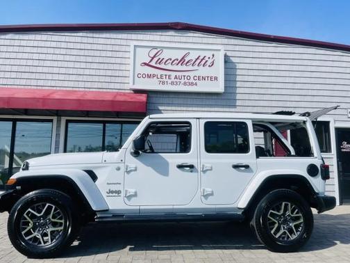 Bright White Clearcoat 2024 Jeep Wrangler Sahara