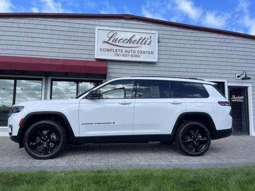 Bright White Clearcoat 2023 Jeep Grand Cherokee L Limited