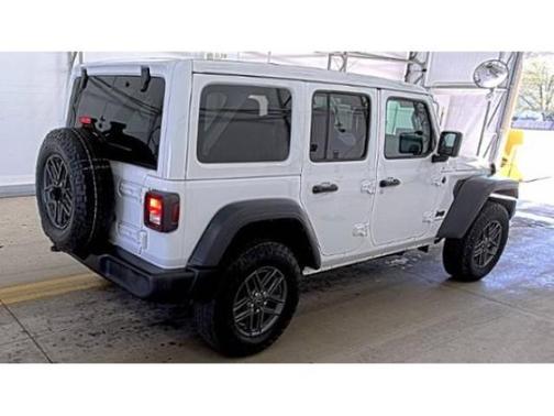 Bright White Clearcoat 2024 Jeep Wrangler Sport