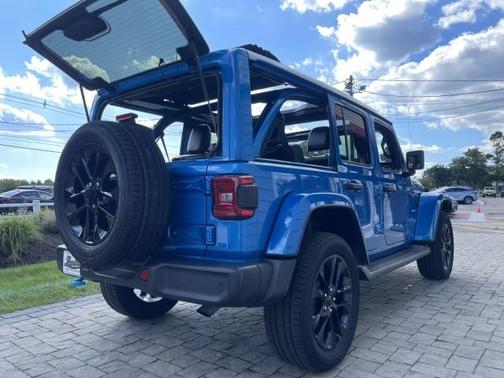 2022 Jeep Wrangler Unlimited 4xe Sahara