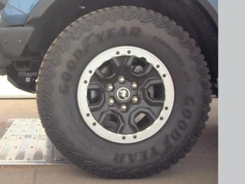 Azure Gray Metallic 2024 Ford Bronco Outer Banks