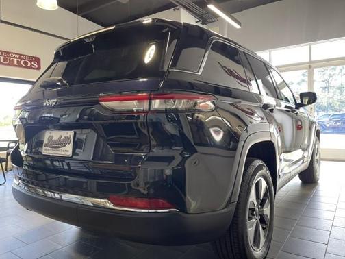 2023 Jeep Grand Cherokee 4xe Base