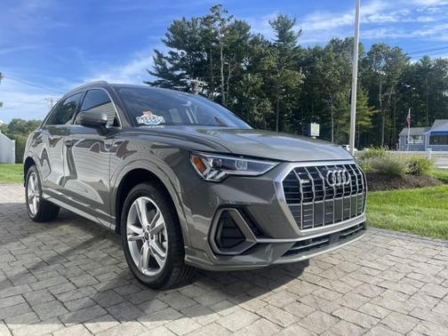 2024 Audi Q3 45 S line Premium