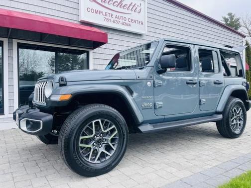 Anvil Clearcoat 2024 Jeep Wrangler Sahara