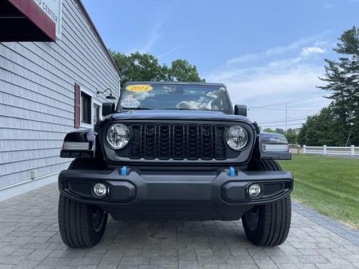 2024 Jeep Wrangler 4xe Sport