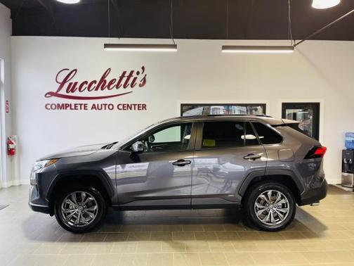 2025 Toyota RAV4 Hybrid XLE Premium