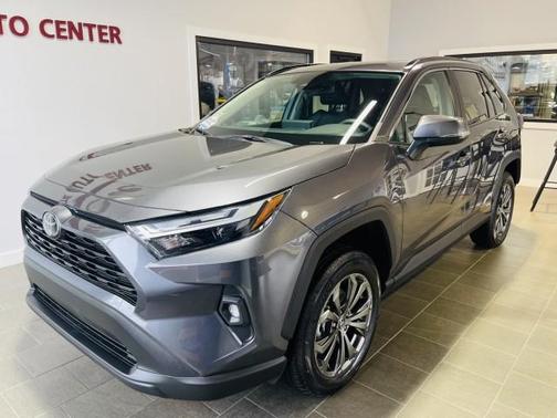 2025 Toyota RAV4 Hybrid XLE Premium