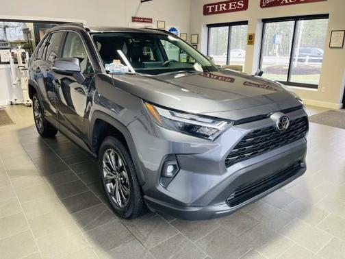 2025 Toyota RAV4 Hybrid XLE Premium