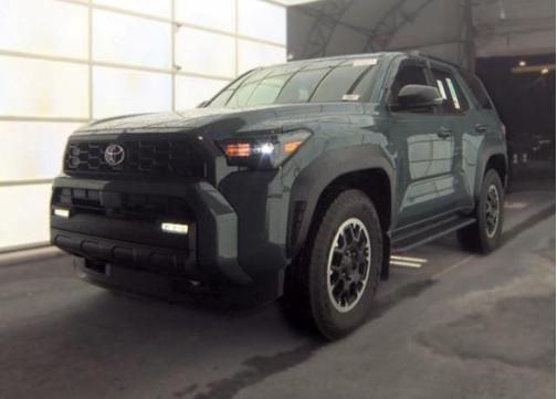 Everest 2025 Toyota 4Runner TRD Off Road Premium