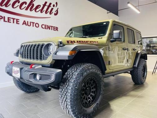 41 2025 Jeep Wrangler Rubicon