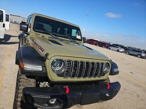 41 2025 Jeep Wrangler Rubicon